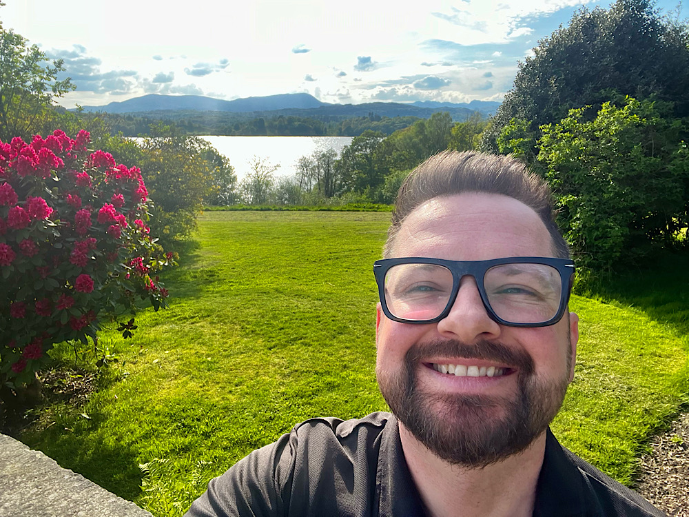 James Barlow at Cragwood Hall – Windermere, Lake District Wedding Singer & DJ - James Barlow - Wedding Singer James Barlow at Cragwood Hall in Windermere, The Lake District, providing live music and DJ entertainment at a wedding celebration
